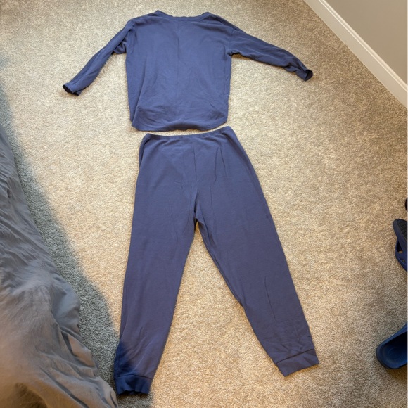 Vintage Victoria’s Secret purple pajama set size medium - Picture 4 of 4